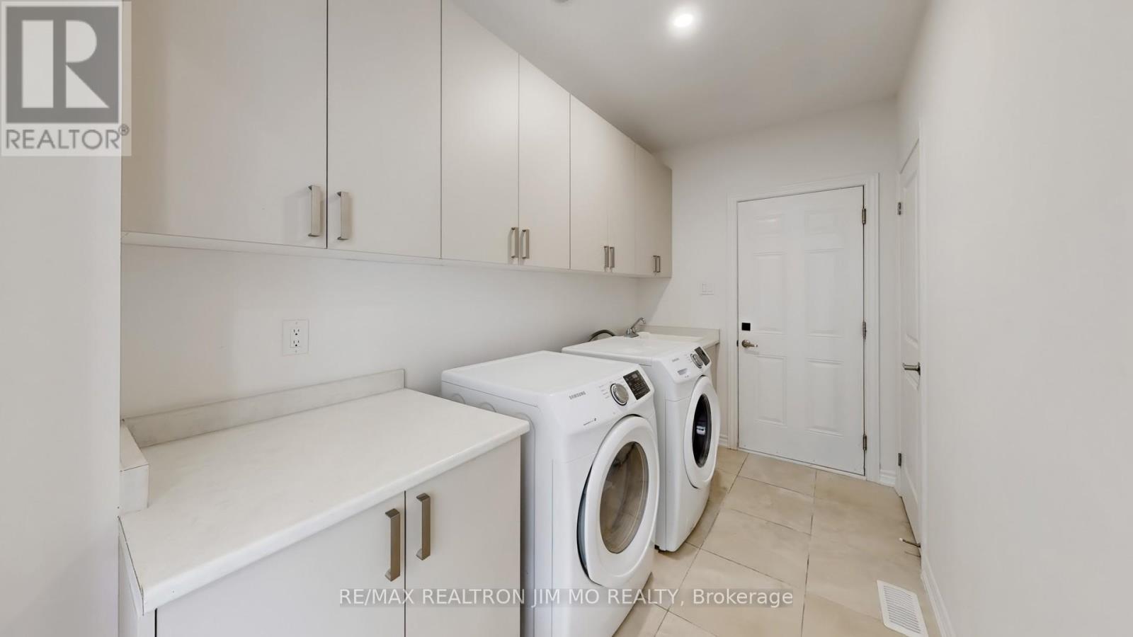 3 Big Canoe Drive, Georgina, Ontario  L0E 1R0 - Photo 20 - N12489676