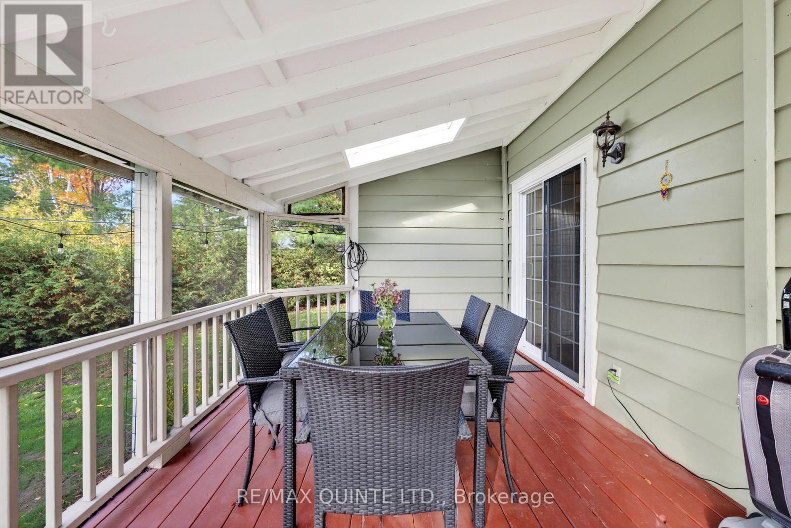 15 Talbot Street, Prince Edward County, Ontario  K0K 2T0 - Photo 18 - X12487356