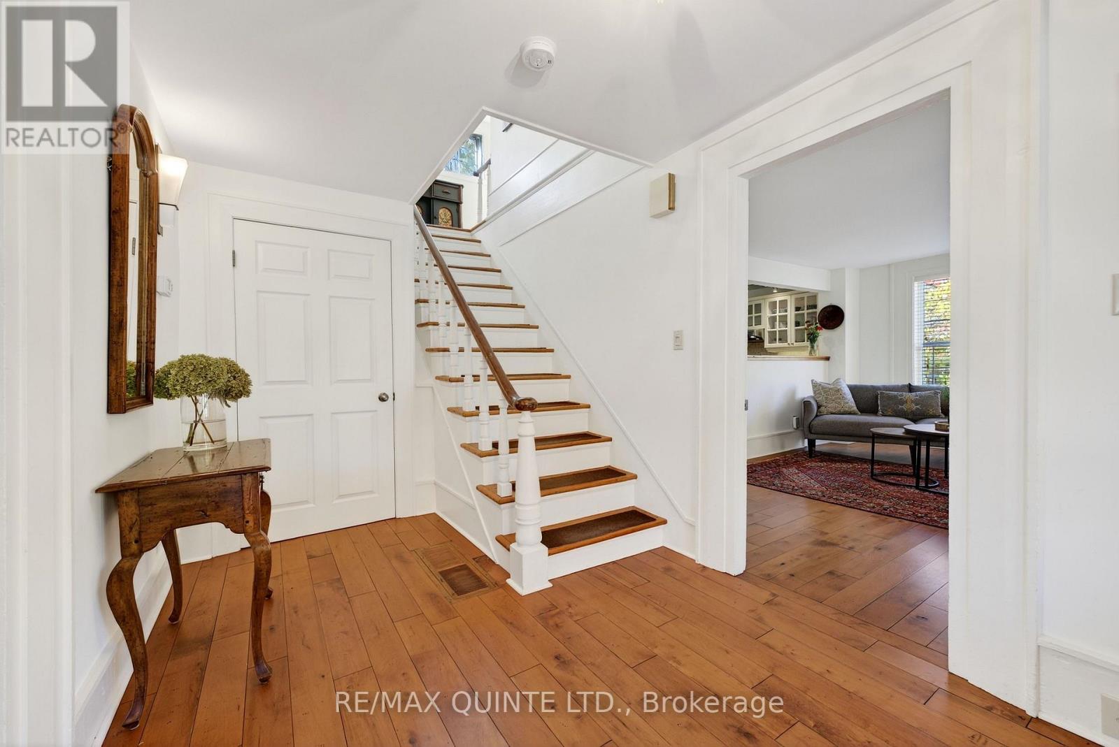 15 Talbot Street, Prince Edward County, Ontario  K0K 2T0 - Photo 27 - X12487356