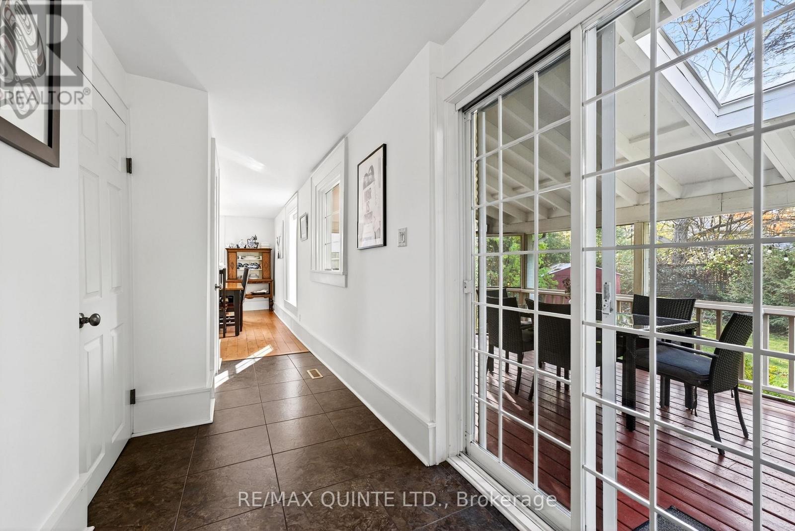 15 Talbot Street, Prince Edward County, Ontario  K0K 2T0 - Photo 17 - X12487356