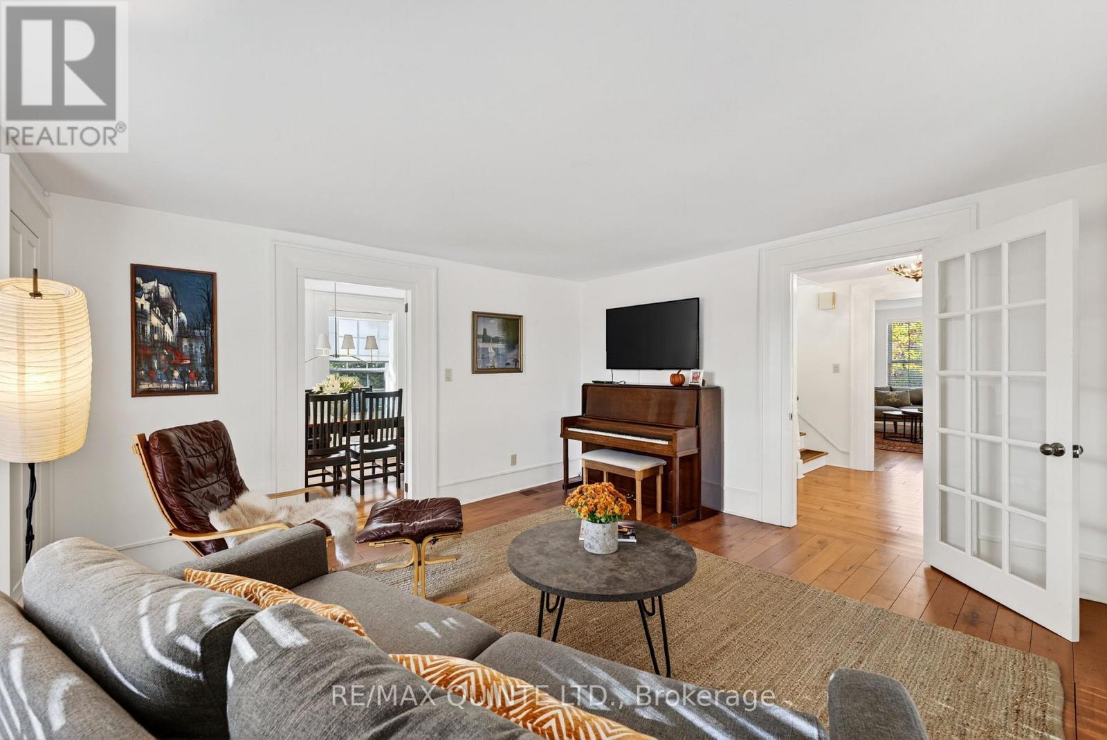 15 Talbot Street, Prince Edward County, Ontario  K0K 2T0 - Photo 26 - X12487356