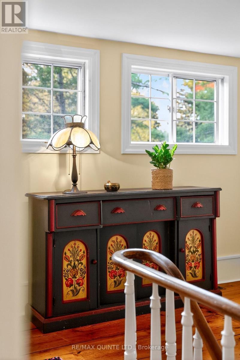 15 Talbot Street, Prince Edward County, Ontario  K0K 2T0 - Photo 31 - X12487356