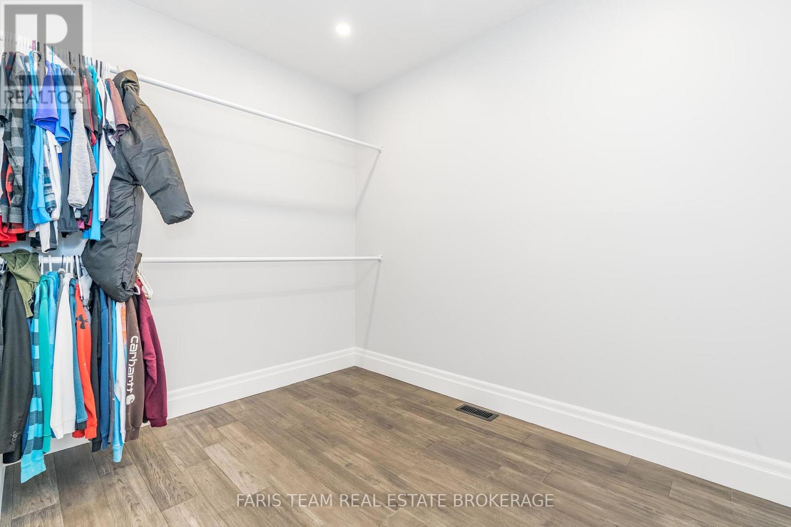 1532 Champlain Road, Tiny, Ontario  L9M 0C1 - Photo 22 - S12489572