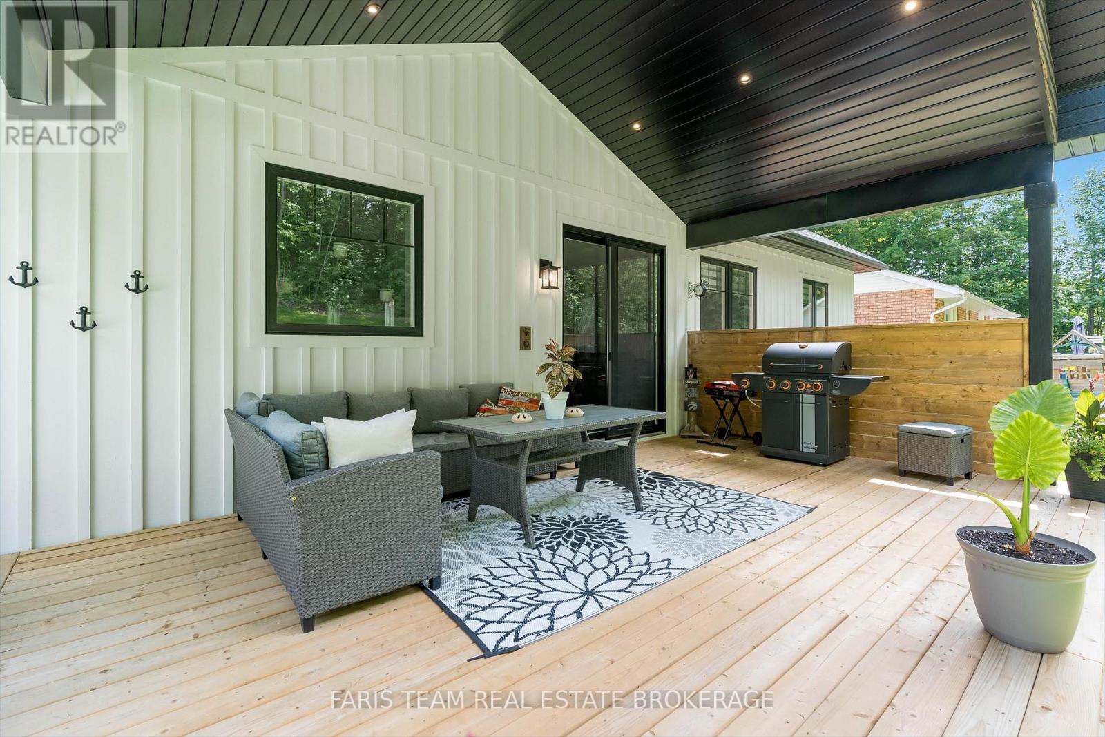 1532 Champlain Road, Tiny, Ontario  L9M 0C1 - Photo 40 - S12489572