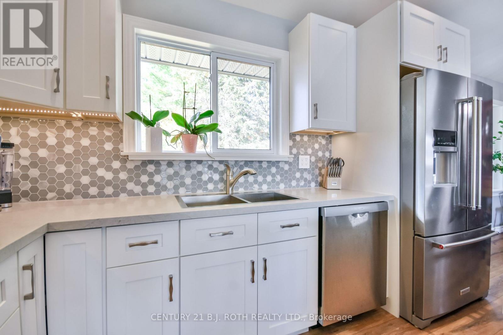 3371 Lake St. George Boulevard, Severn, Ontario  L0K 2B0 - Photo 15 - S12489652