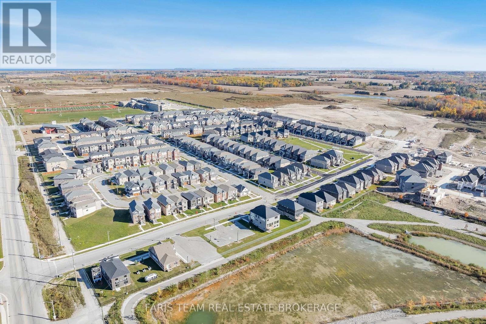 1 Harvest Crescent, Barrie, Ontario  L9J 0T3 - Photo 35 - S12489698