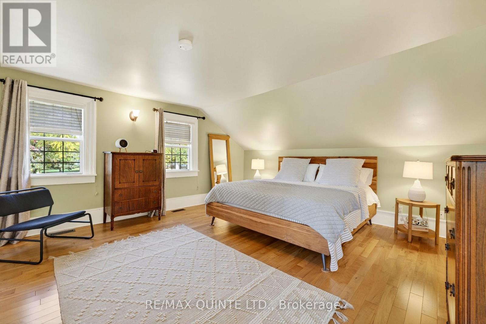 15 Talbot Street, Prince Edward County, Ontario  K0K 2T0 - Photo 34 - X12487356