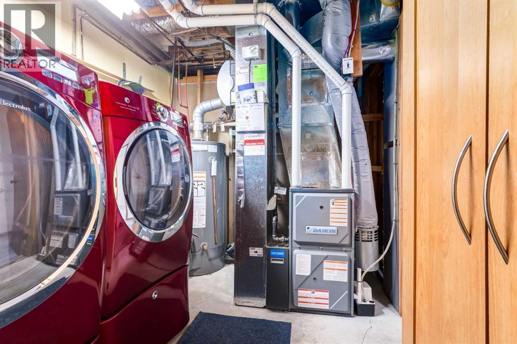 6707 Bow Crescent Nw, Calgary, Alberta  T3B 2C8 - Photo 33 - A2240710