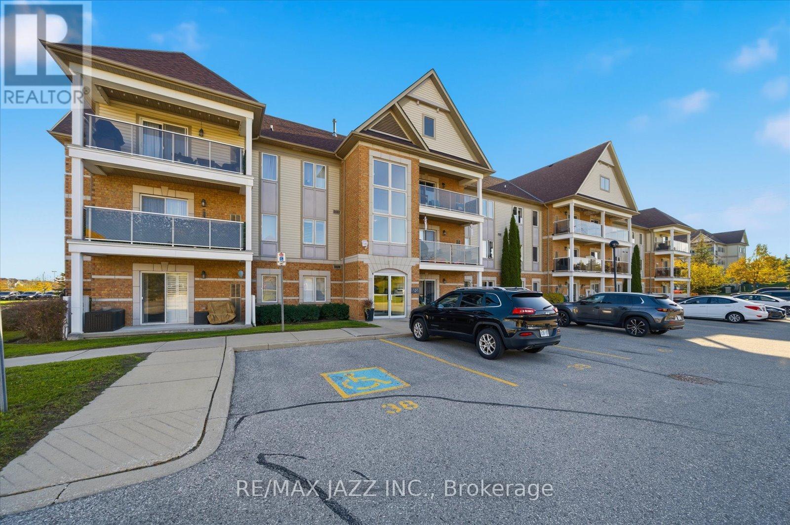 310 - 132 Aspen Springs Drive, Clarington (Bowmanville), Ontario  L1C 0H1 - Photo 2 - E12489718