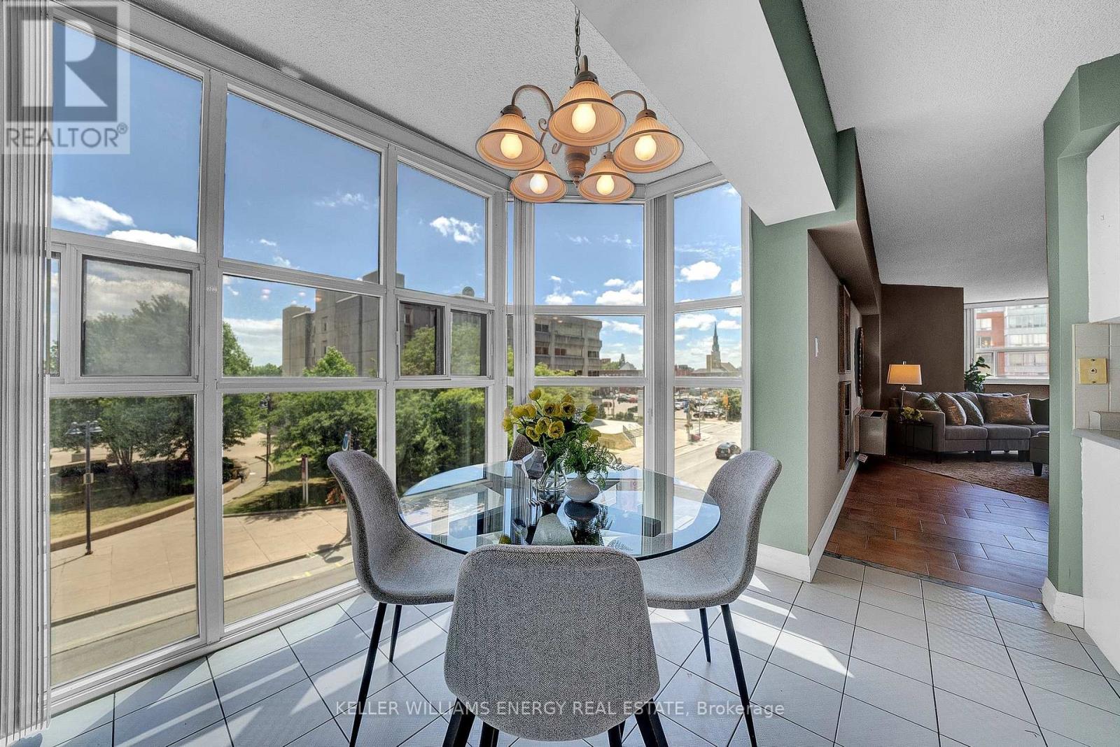 302 - 80 Athol Street E, Oshawa (Central), Ontario  L1H 8B7 - Photo 5 - E12489892