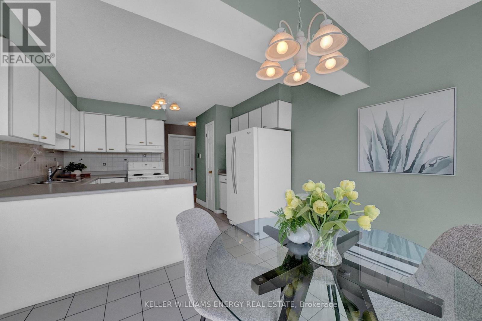 302 - 80 Athol Street E, Oshawa (Central), Ontario  L1H 8B7 - Photo 8 - E12489892