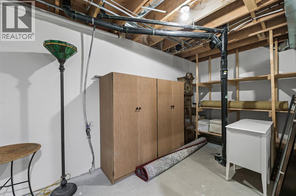 11 Coach Side Terrace Sw, Calgary, Alberta  T3H 1L6 - Photo 31 - A2266586