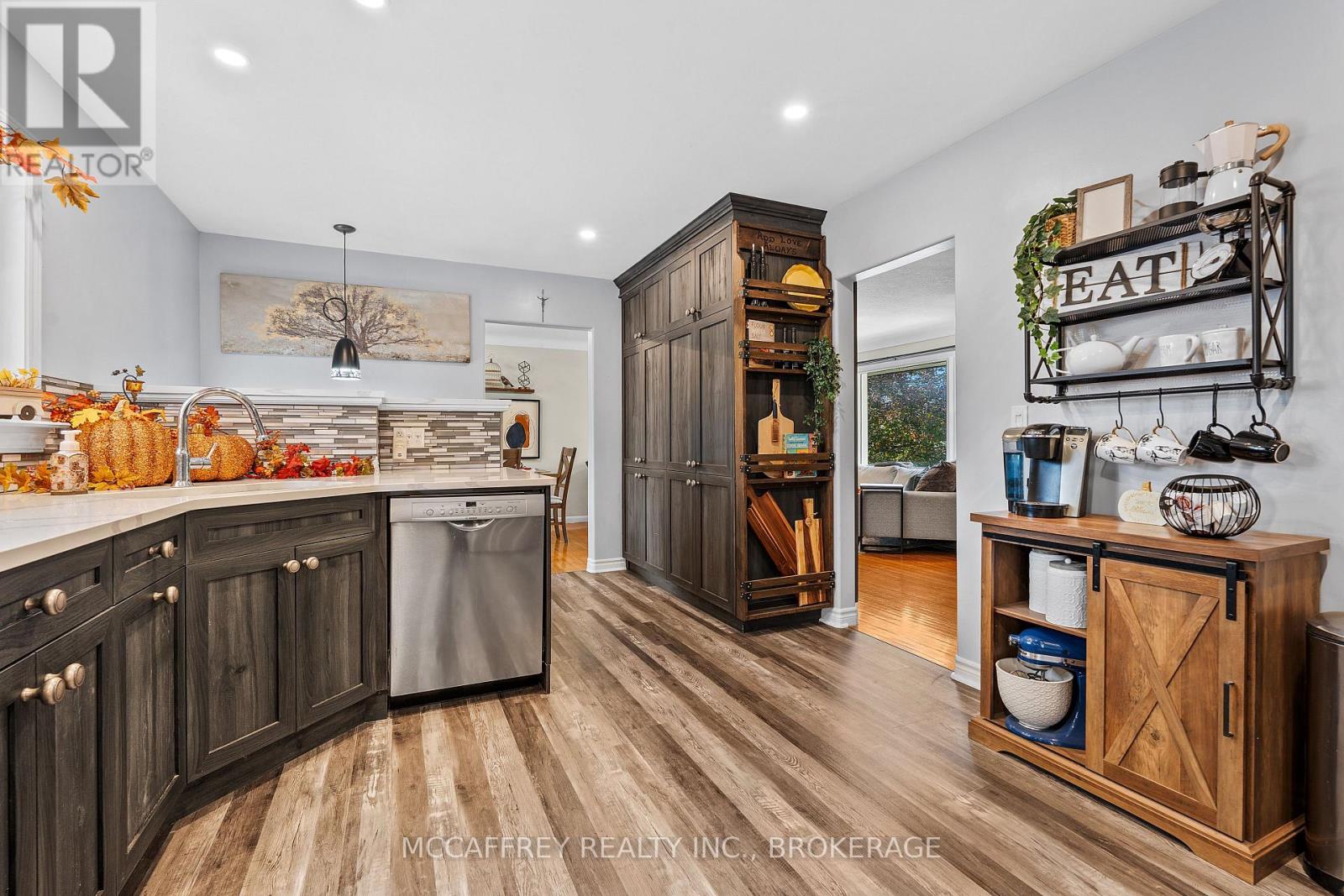 59 Loyalist Avenue, Loyalist (Amherstview), Ontario  K7N 1K7 - Photo 14 - X12489726