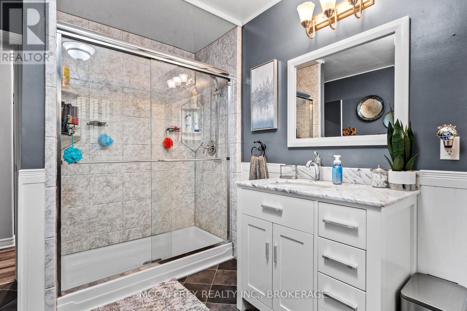 59 Loyalist Avenue, Loyalist (Amherstview), Ontario  K7N 1K7 - Photo 18 - X12489726