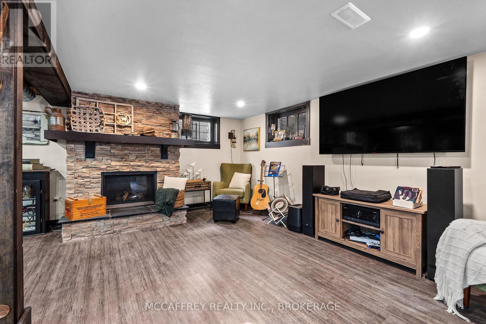 59 Loyalist Avenue, Loyalist (Amherstview), Ontario  K7N 1K7 - Photo 26 - X12489726