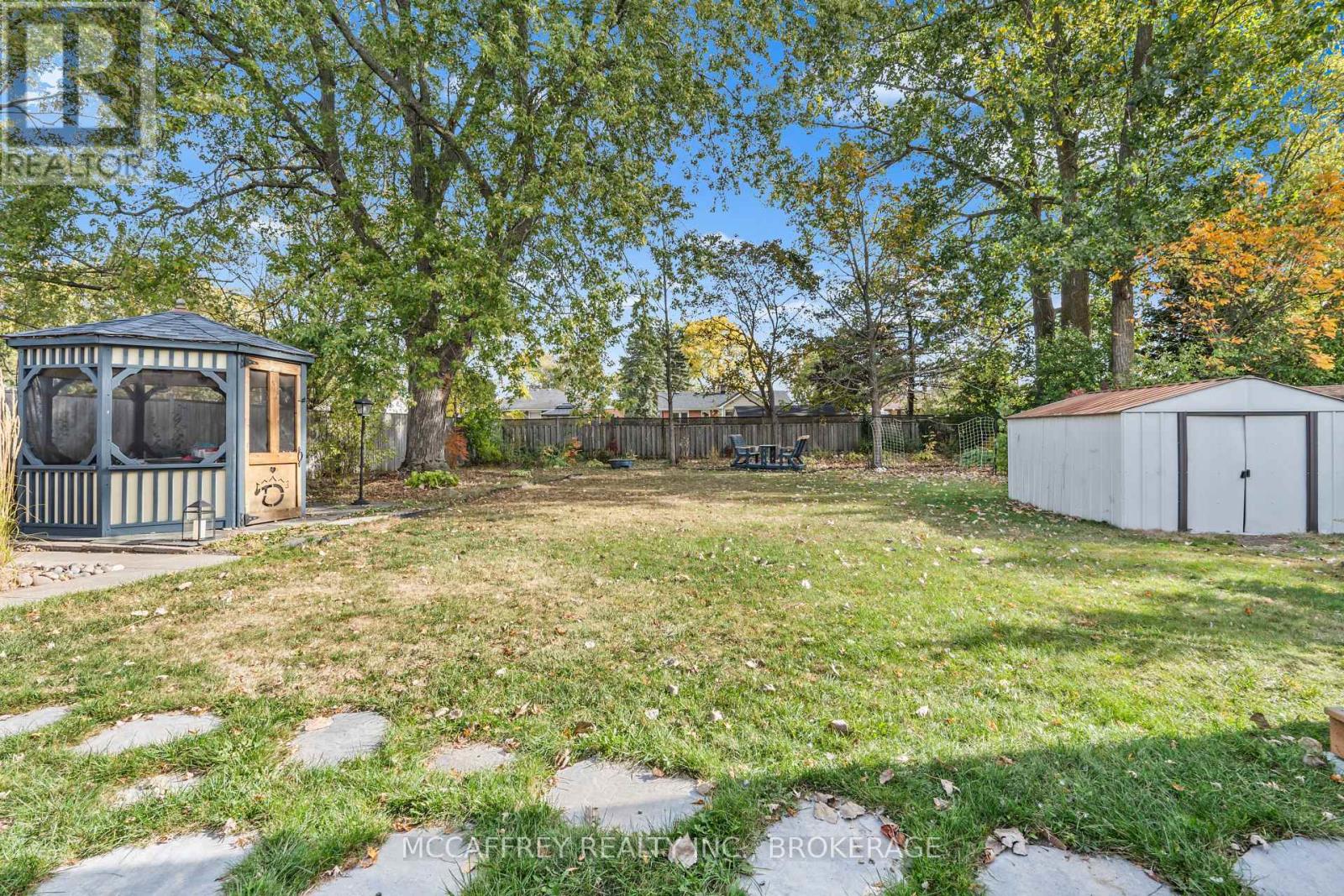 59 Loyalist Avenue, Loyalist (Amherstview), Ontario  K7N 1K7 - Photo 34 - X12489726