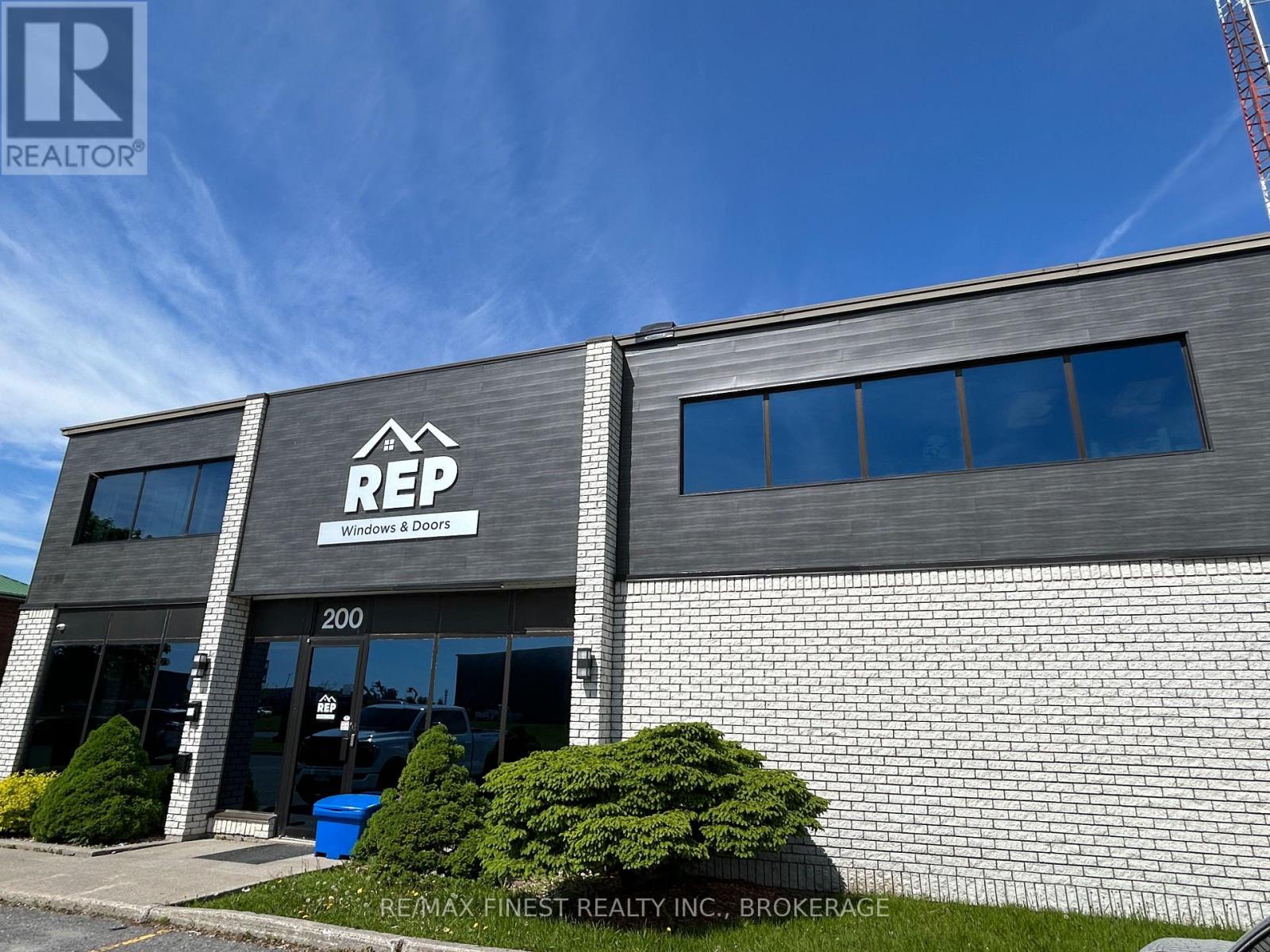 200 Binnington Court W, Kingston (West Of Sir John A. Blvd), Ontario  K7M 8R6 - Photo 5 - X12489832