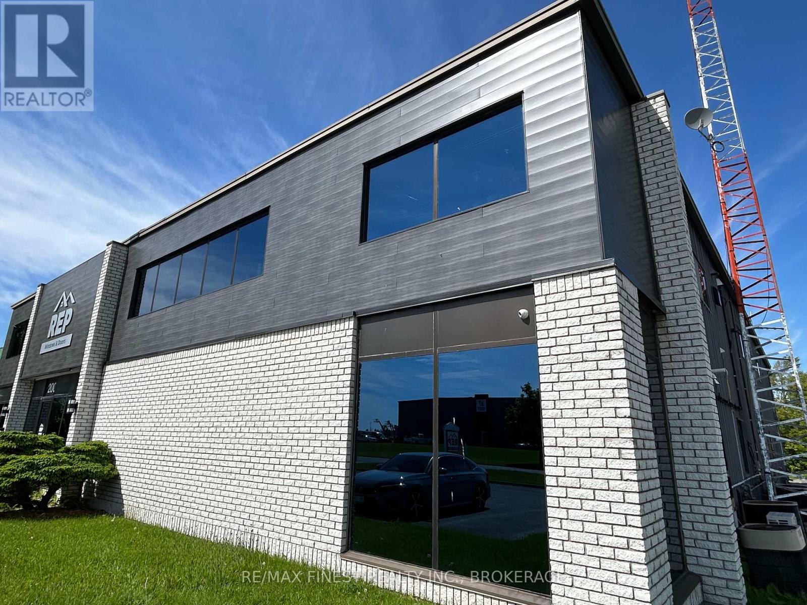 200 Binnington Court W, Kingston (West Of Sir John A. Blvd), Ontario  K7M 8R6 - Photo 6 - X12489832