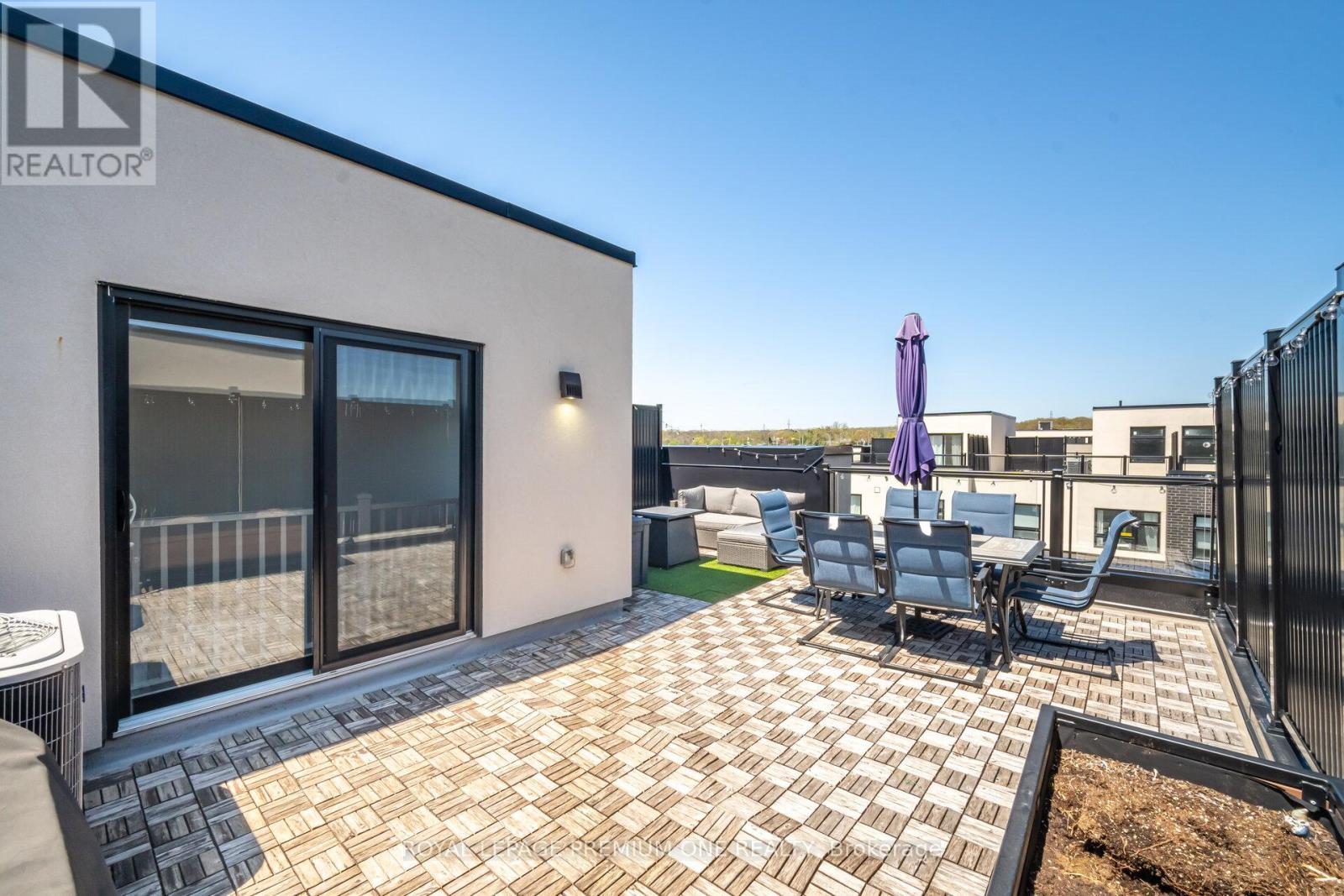 31 - 1121 Cooke Boulevard, Burlington, Ontario  L7T 0C3 - Photo 30 - W12337217