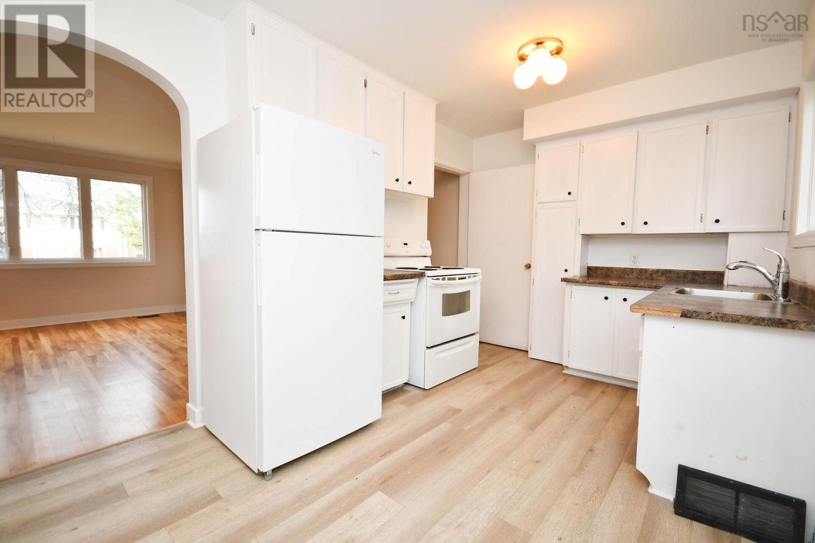 36 Regent Drive, Dartmouth, Nova Scotia  B2Y 3L1 - Photo 13 - 202526882