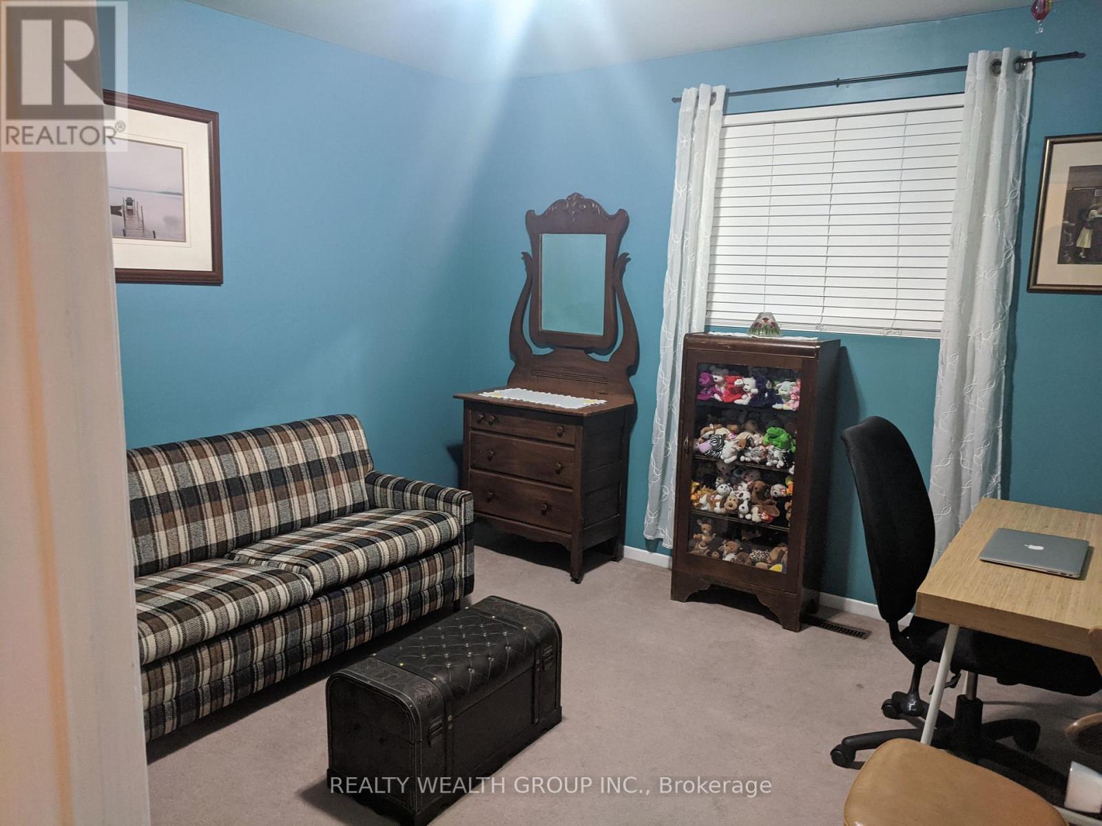 30 Ivybridge Drive, Brampton, Ontario  L6V 2X2 - Photo 15 - W12489582