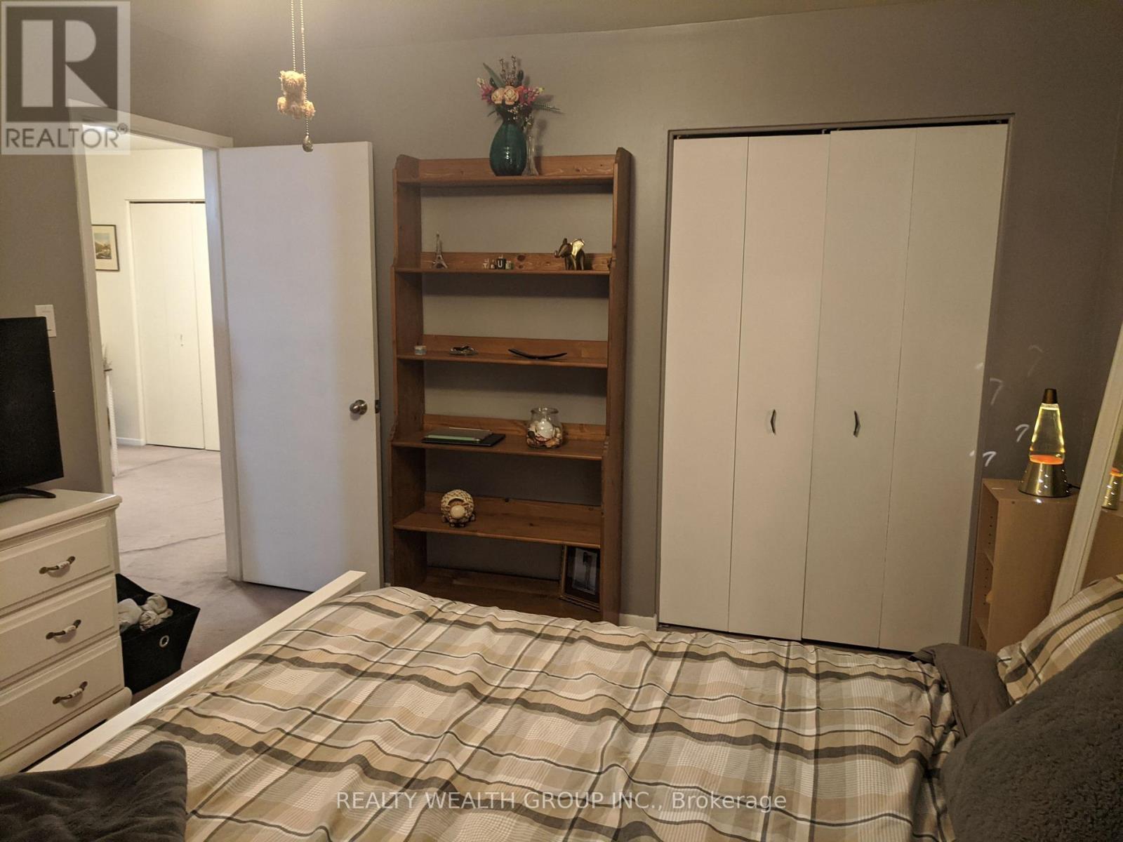 30 Ivybridge Drive, Brampton, Ontario  L6V 2X2 - Photo 16 - W12489582