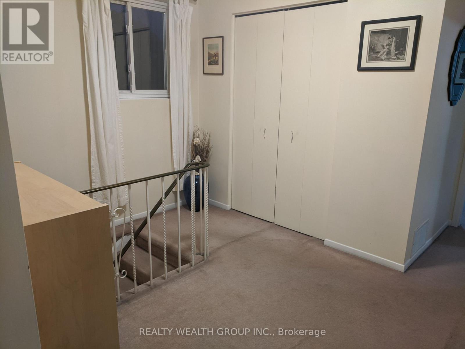 30 Ivybridge Drive, Brampton, Ontario  L6V 2X2 - Photo 17 - W12489582