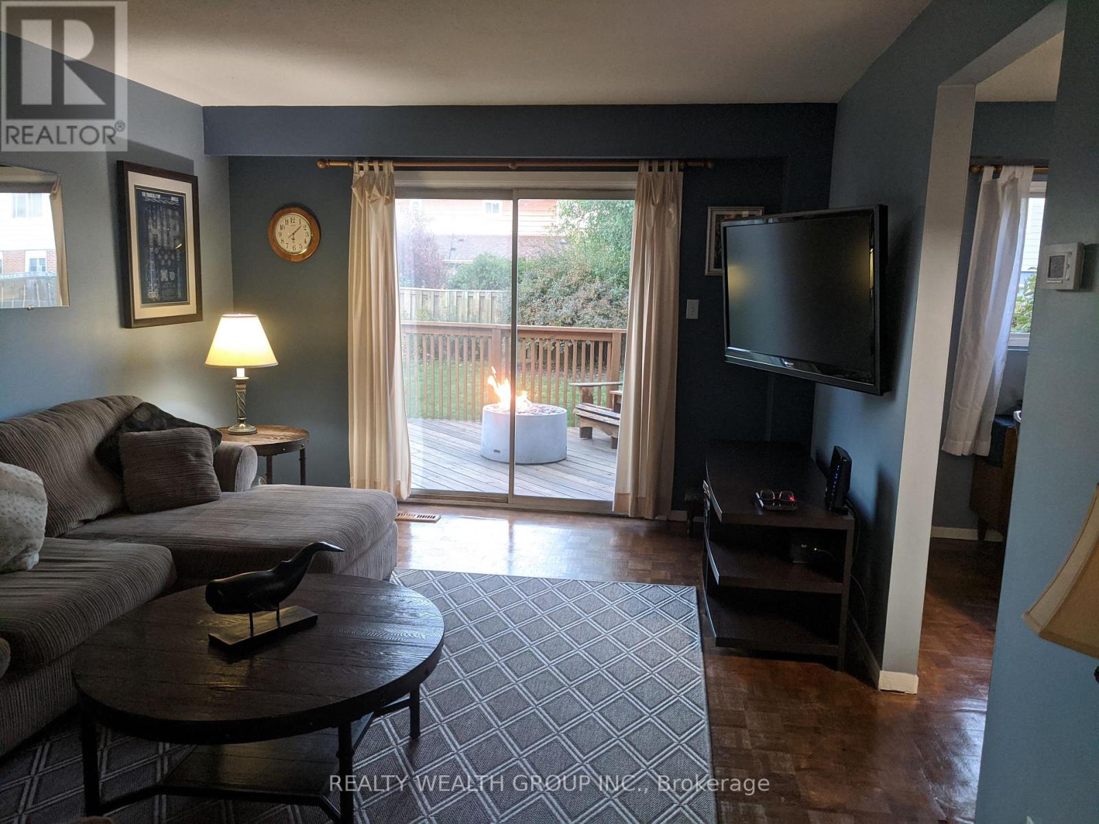 30 Ivybridge Drive, Brampton, Ontario  L6V 2X2 - Photo 6 - W12489582