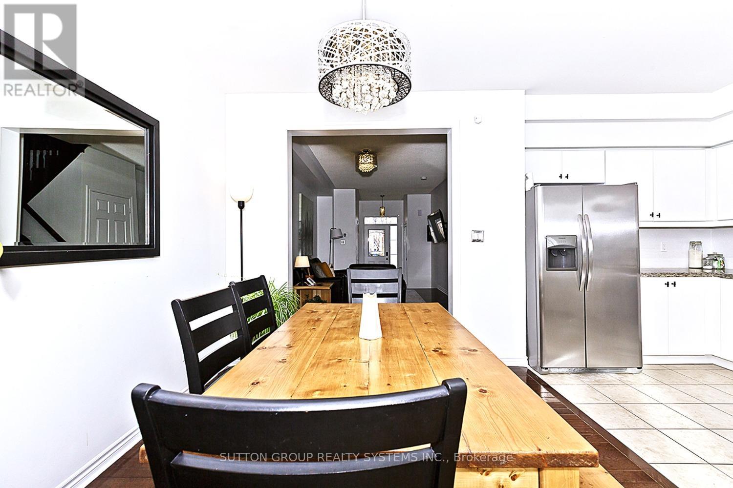 355 Hobbs Crescent, Milton, Ontario  L9T 0J3 - Photo 36 - W12489604