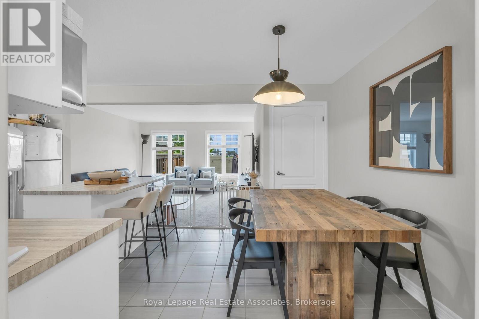 114 Winterton Court, Orangeville, Ontario  L9W 5H8 - Photo 12 - W12489660