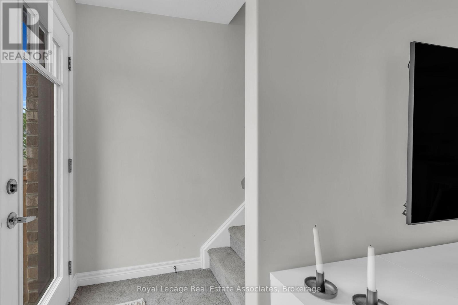 114 Winterton Court, Orangeville, Ontario  L9W 5H8 - Photo 23 - W12489660