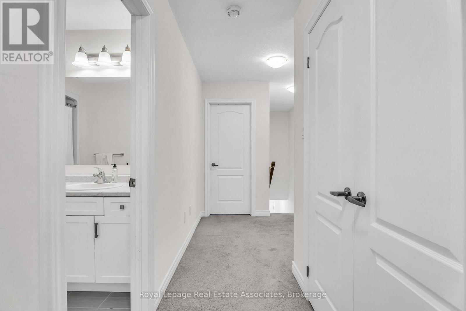 114 Winterton Court, Orangeville, Ontario  L9W 5H8 - Photo 24 - W12489660