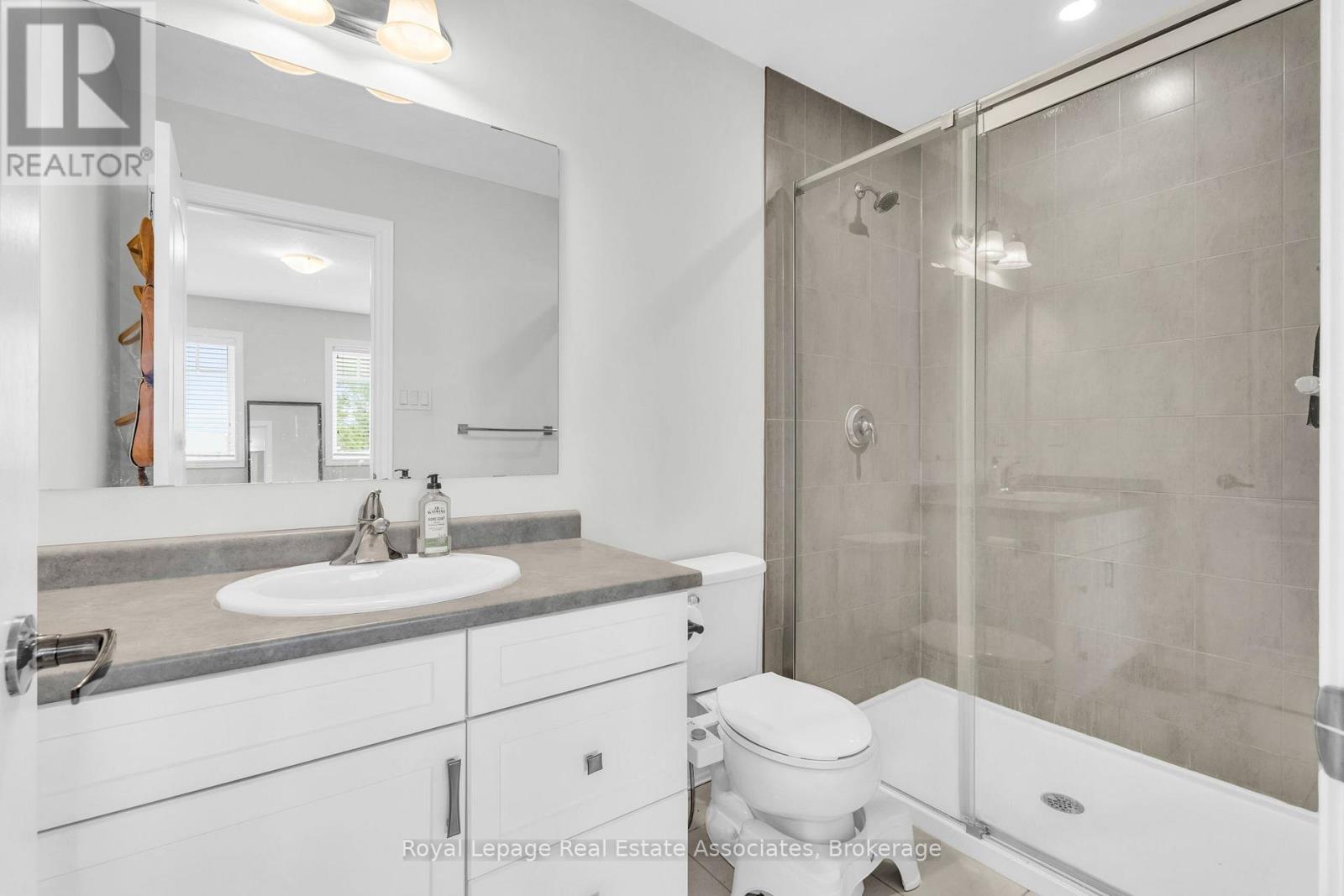 114 Winterton Court, Orangeville, Ontario  L9W 5H8 - Photo 27 - W12489660