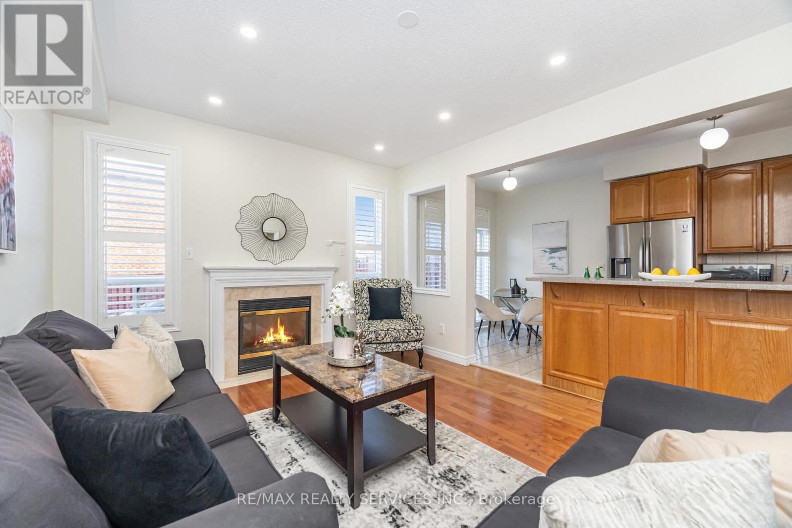 7 Blue Diamond Drive, Brampton, Ontario  L6S 6J1 - Photo 12 - W12489712