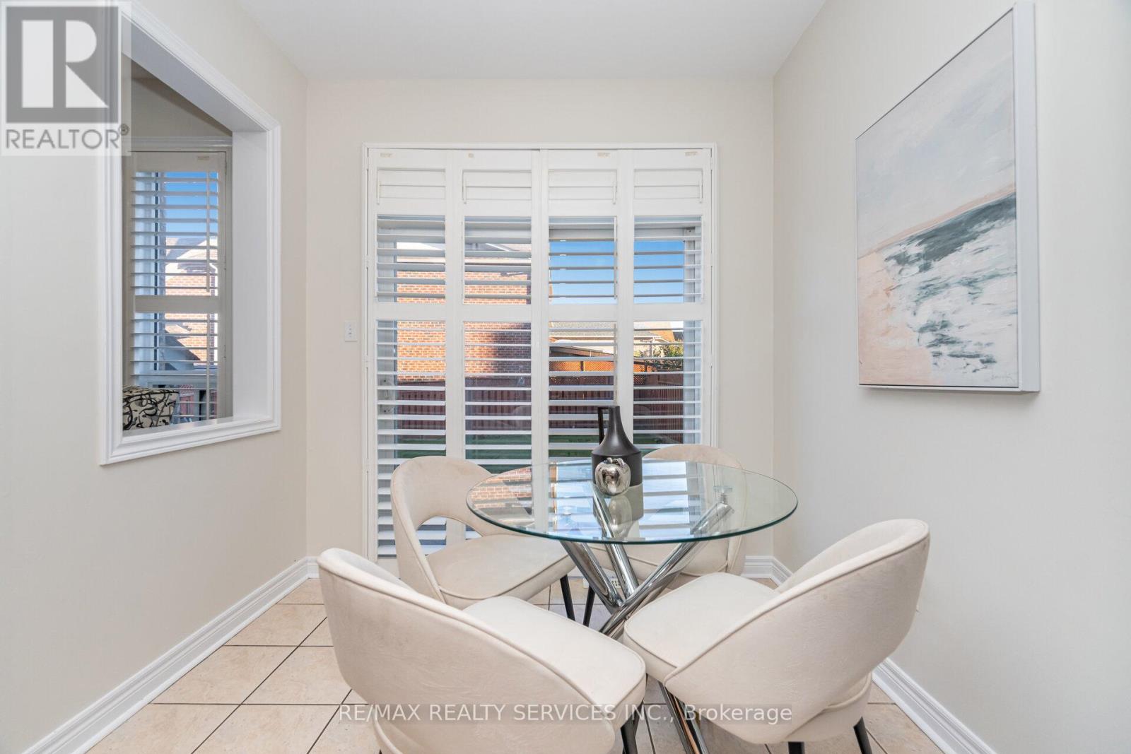 7 Blue Diamond Drive, Brampton, Ontario  L6S 6J1 - Photo 14 - W12489712