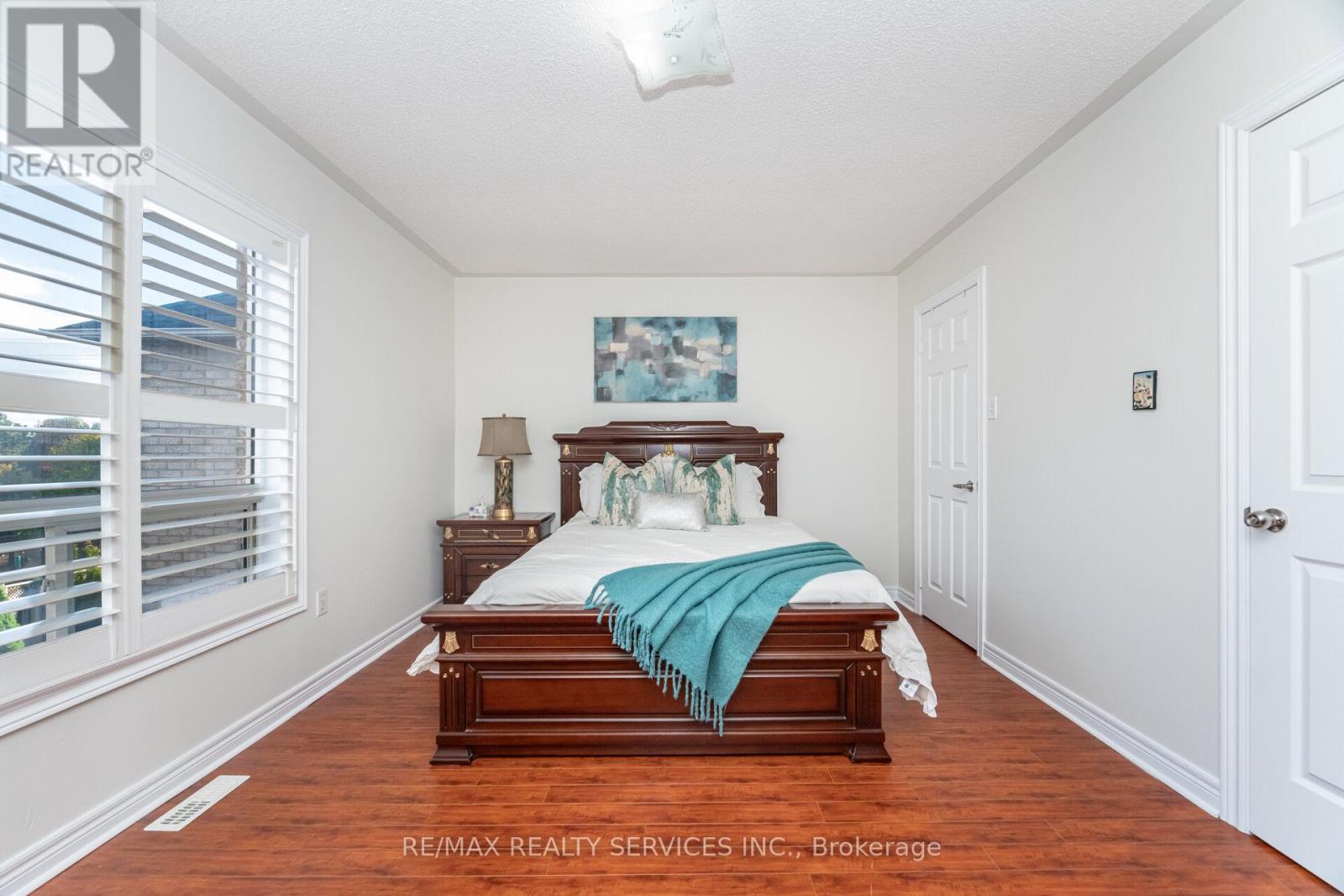 7 Blue Diamond Drive, Brampton, Ontario  L6S 6J1 - Photo 22 - W12489712