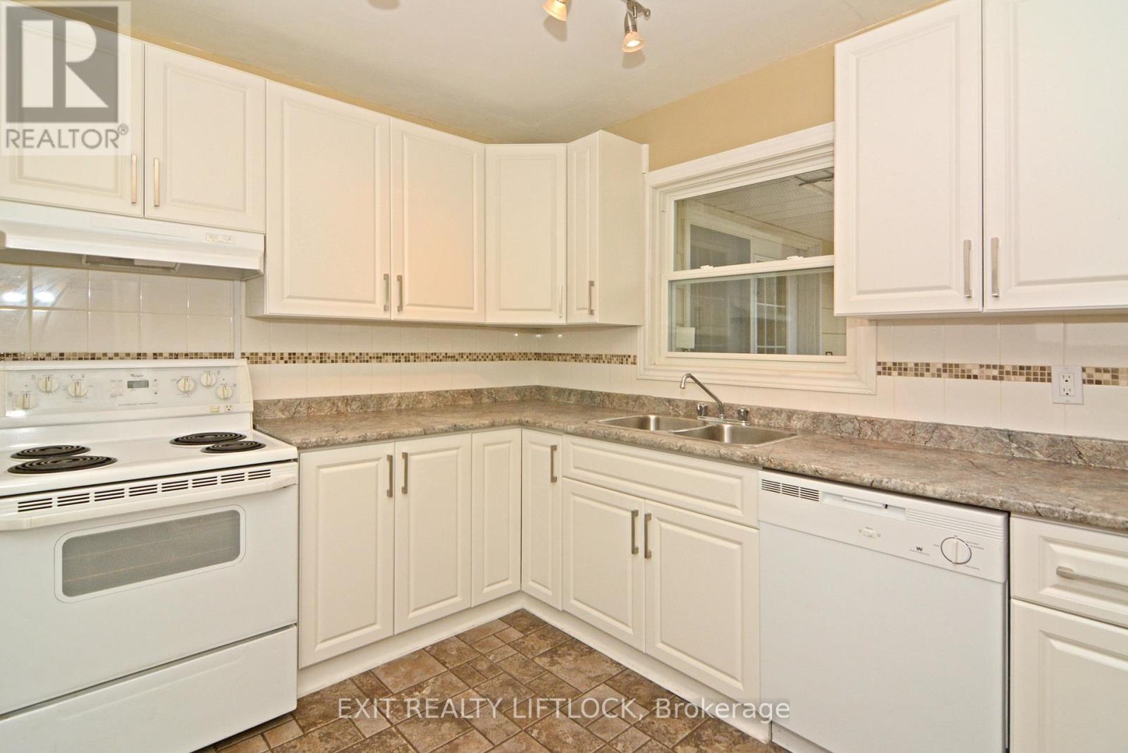 Main Floor - 1437 Westbrook Drive, Peterborough, Ontario  K9J 6R3 - Photo 6 - X12489716