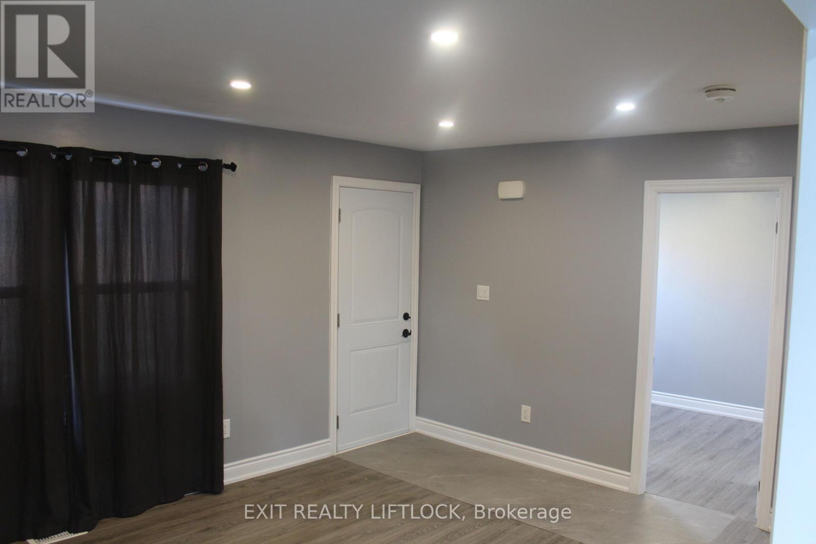 539 Albert Street, Peterborough, Ontario  K9J 4N7 - Photo 6 - X12489886