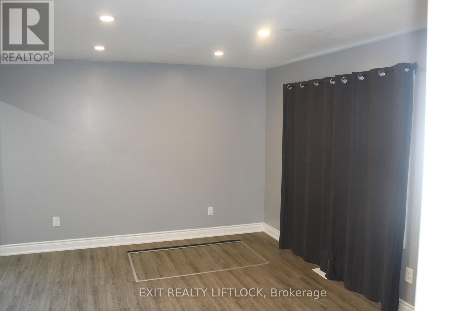 539 Albert Street, Peterborough, Ontario  K9J 4N7 - Photo 7 - X12489886