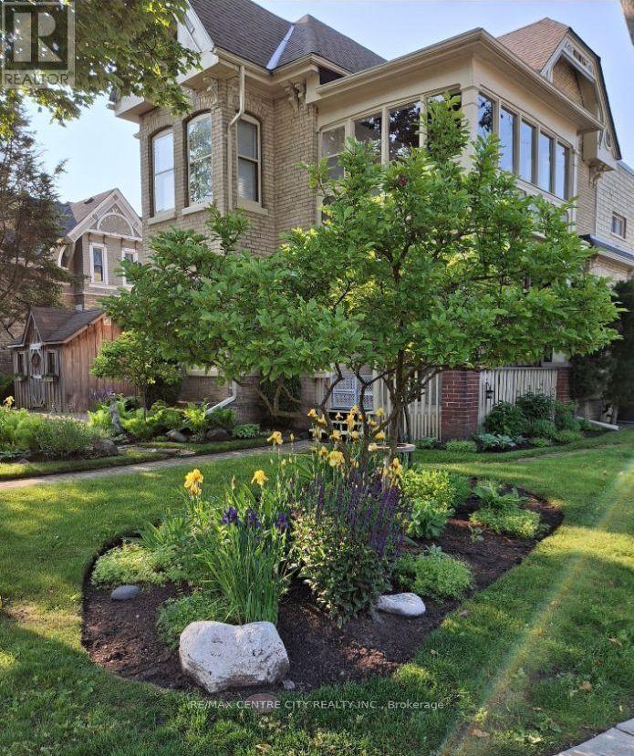 65 Bruce Street, London South (South F), Ontario  N6C 1G7 - Photo 4 - X12489824