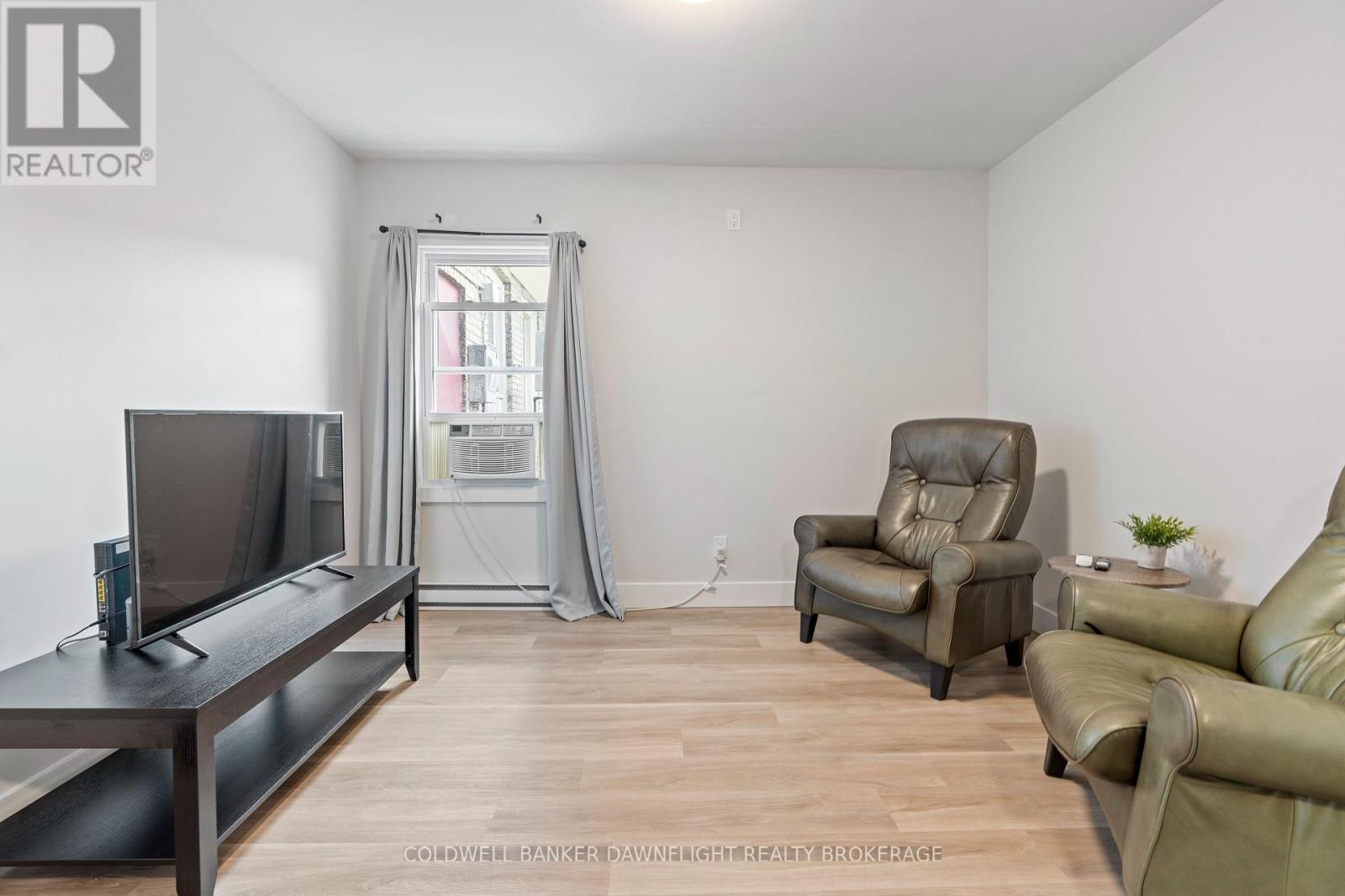 2 - 383 Main Street S, South Huron, Ontario  N0M 1S6 - Photo 5 - X12489930