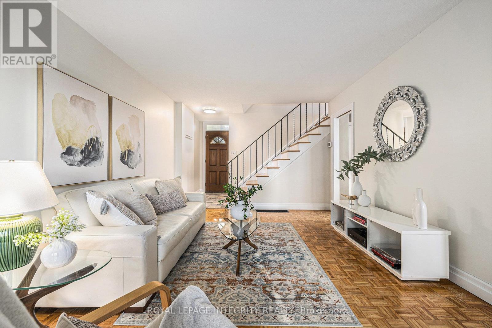 47 Jansen Road, Ottawa, Ontario  K2H 5W6 - Photo 9 - X12489818