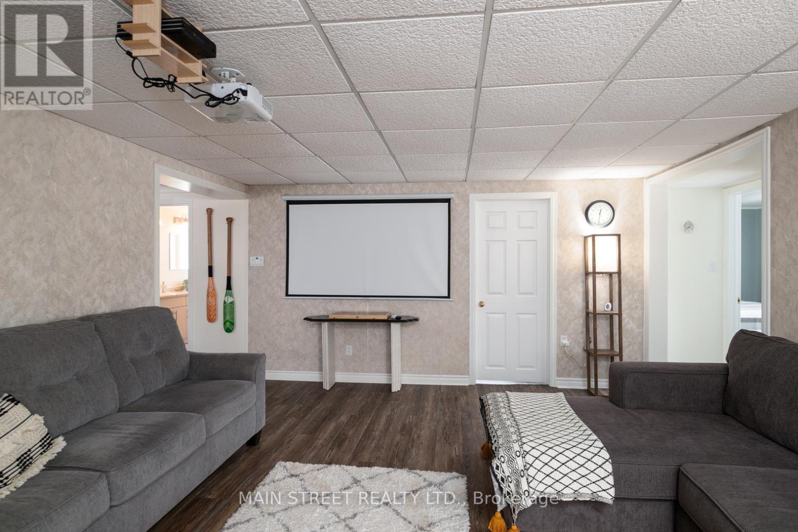 35 Peats Point Road, Prince Edward County, Ontario  K8N 4Z7 - Photo 16 - X12489580