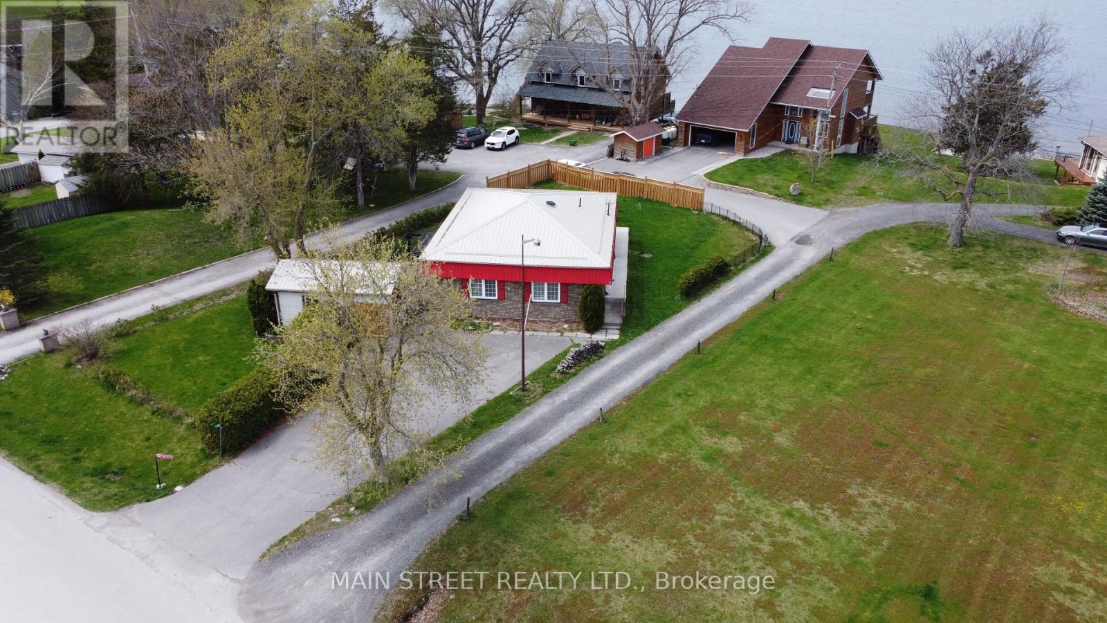 35 Peats Point Road, Prince Edward County, Ontario  K8N 4Z7 - Photo 26 - X12489580
