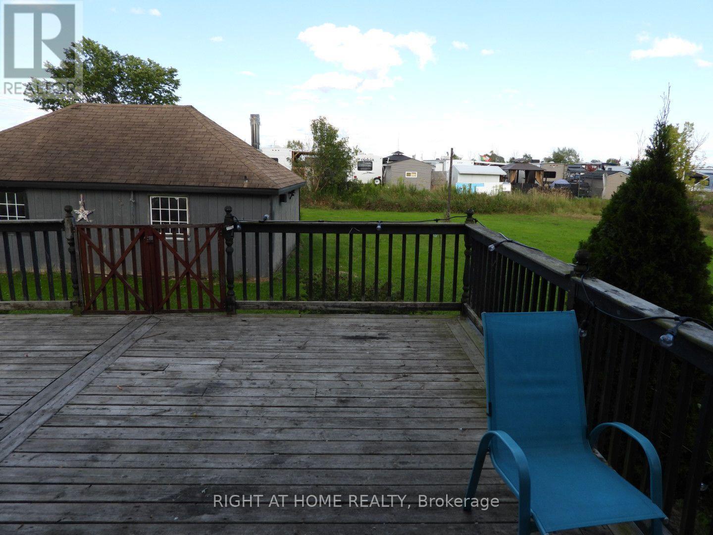 665 Port Maitland Road, Haldimand, Ontario  N1A 2W6 - Photo 10 - X12489702