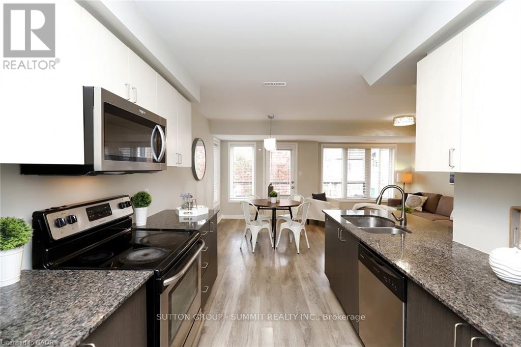 66 Daylily Lane, Kitchener, Ontario  N2R 0L7 - Photo 12 - X12489706