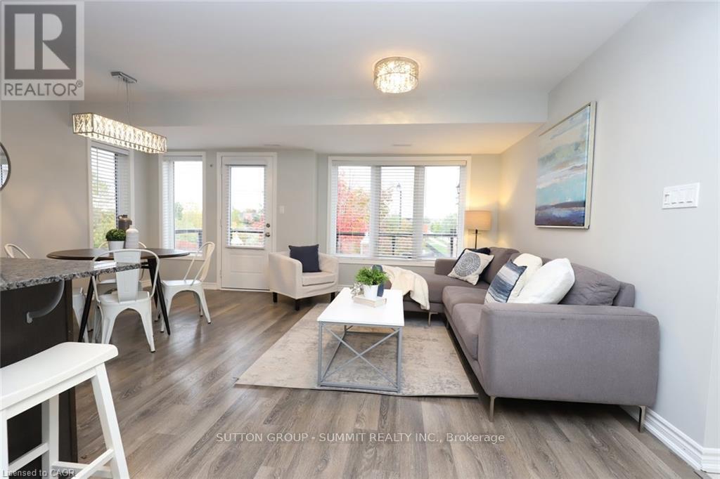 66 Daylily Lane, Kitchener, Ontario  N2R 0L7 - Photo 6 - X12489706