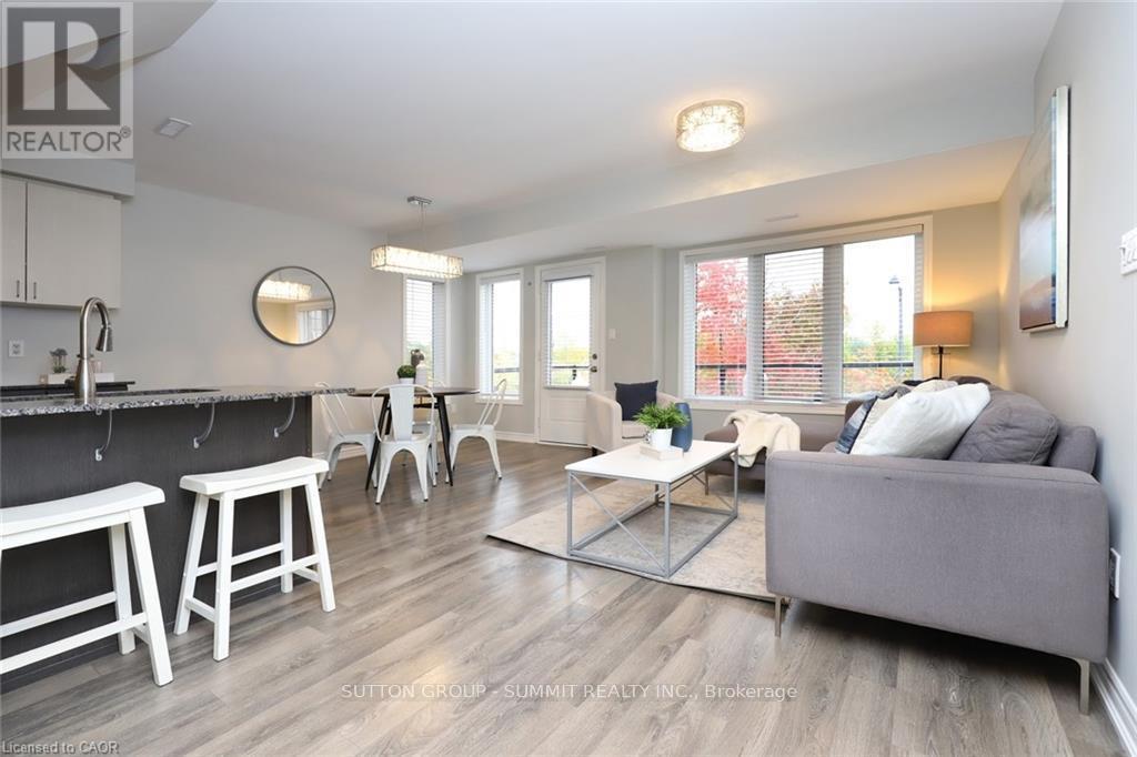 66 Daylily Lane, Kitchener, Ontario  N2R 0L7 - Photo 7 - X12489706