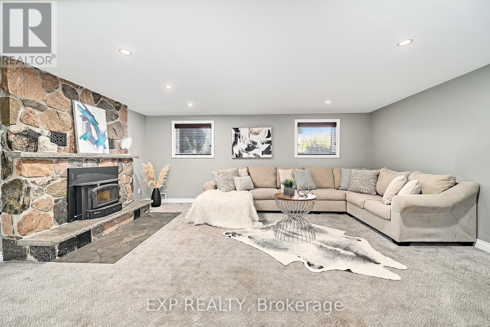 34 Killins Street, West Lincoln, Ontario  L0R 2A0 - Photo 29 - X12489710