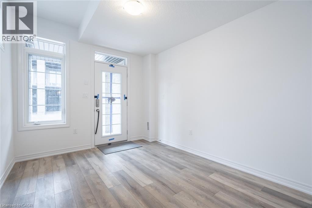 5000 Connor Drive Unit# 5, Beamsville, Ontario  L0R 1B4 - Photo 3 - 40783931